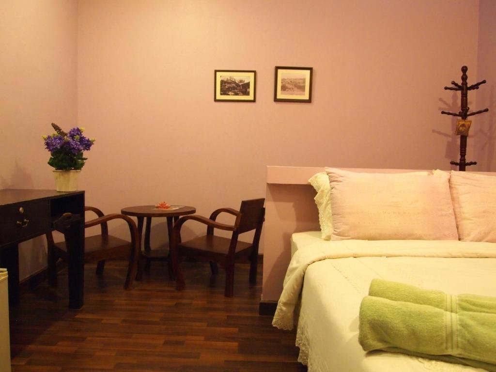 Standard room Niras Bankoc Hostel