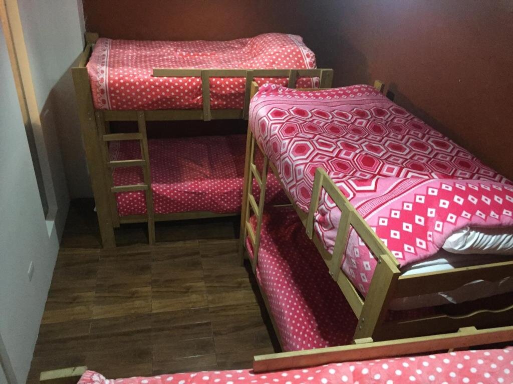 Кровать в общем номере (женский номер) Pacha Qori Backpackers