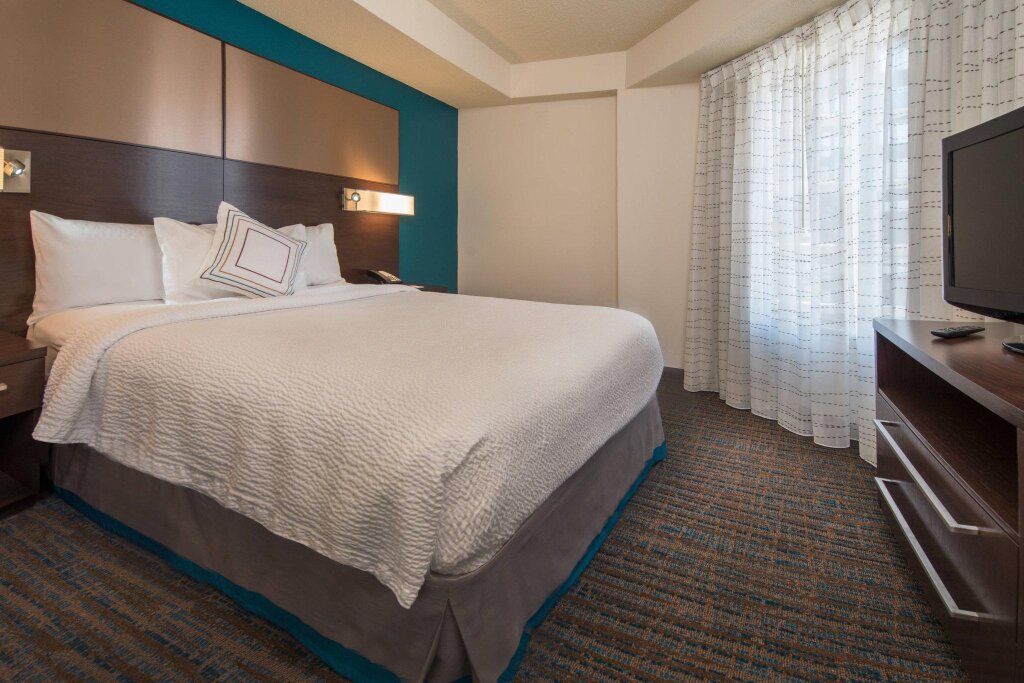 2 Bedrooms Suite Residence Inn Arlington Rosslyn