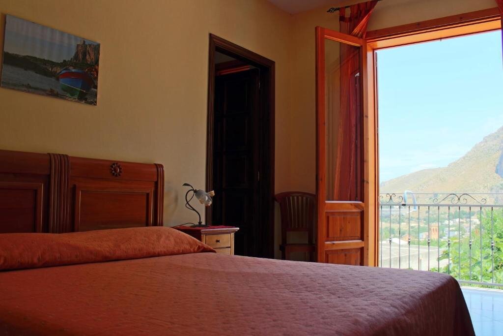 Standard Double room with sea view Raggio di Sole Bed & Breakfast