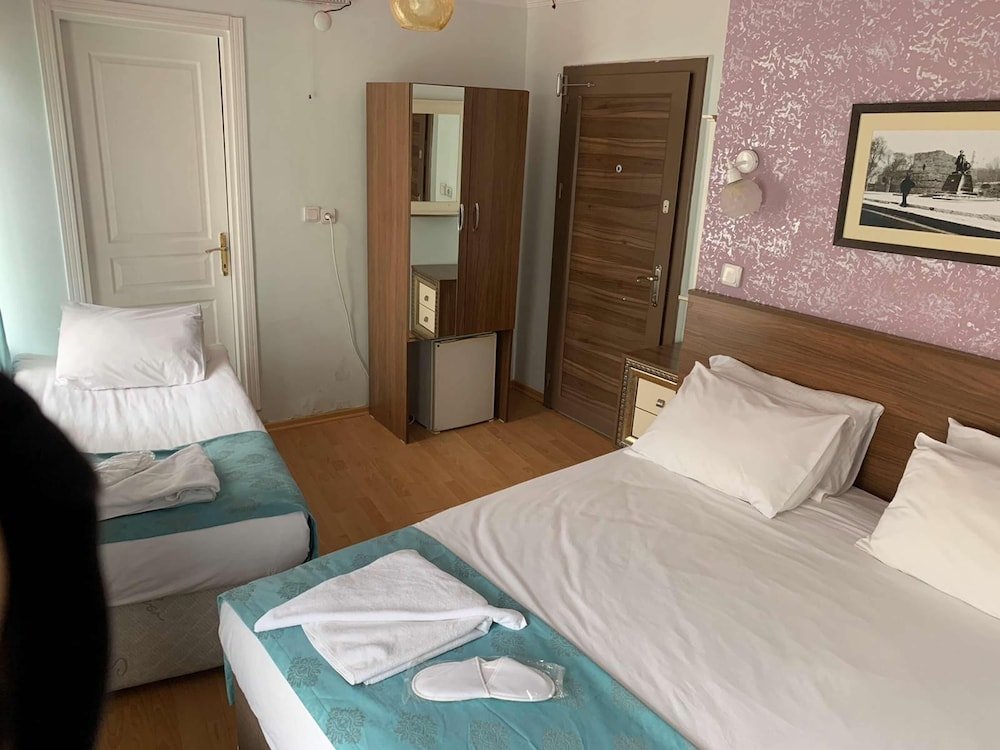 Standard Triple room Yakut Hotel
