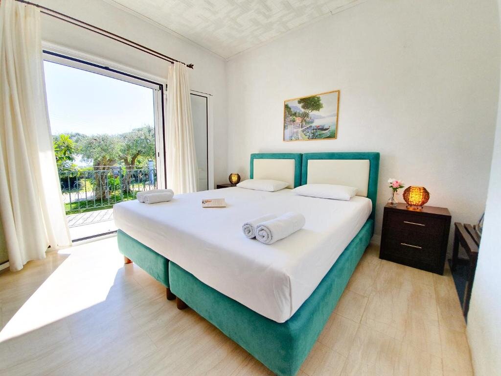 Standard Double room with balcony Giovanni Group Apartments