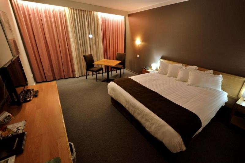 Standard Double room Hospitality Kalgoorlie, SureStay Collection