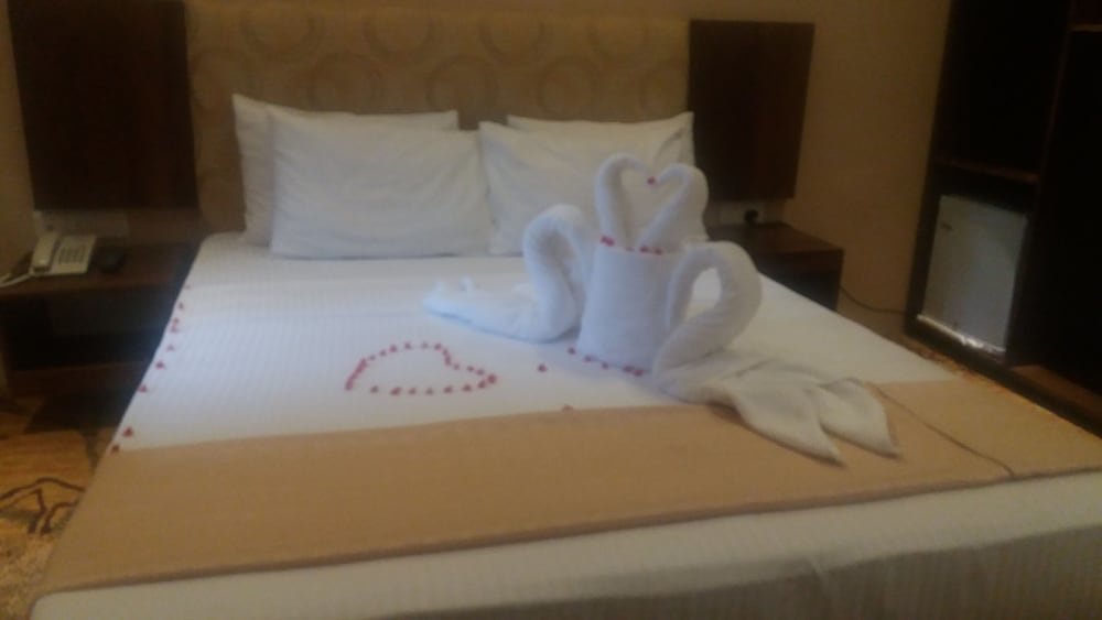 Standard room Hotel Asliya Regency