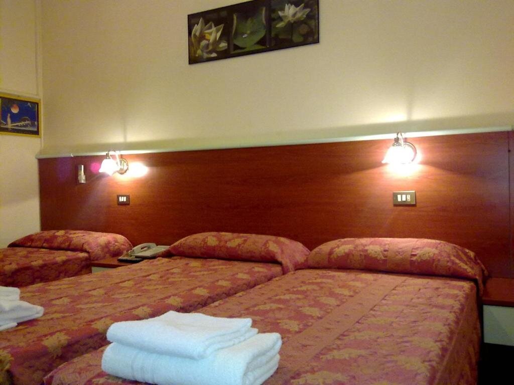 Standard quadruple chambre Hotel MM Dateo