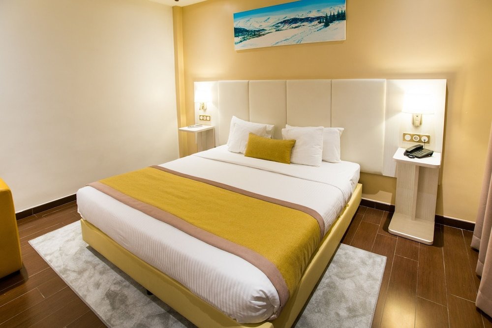 Supérieure double chambre avec balcon Hotel Best Night 2