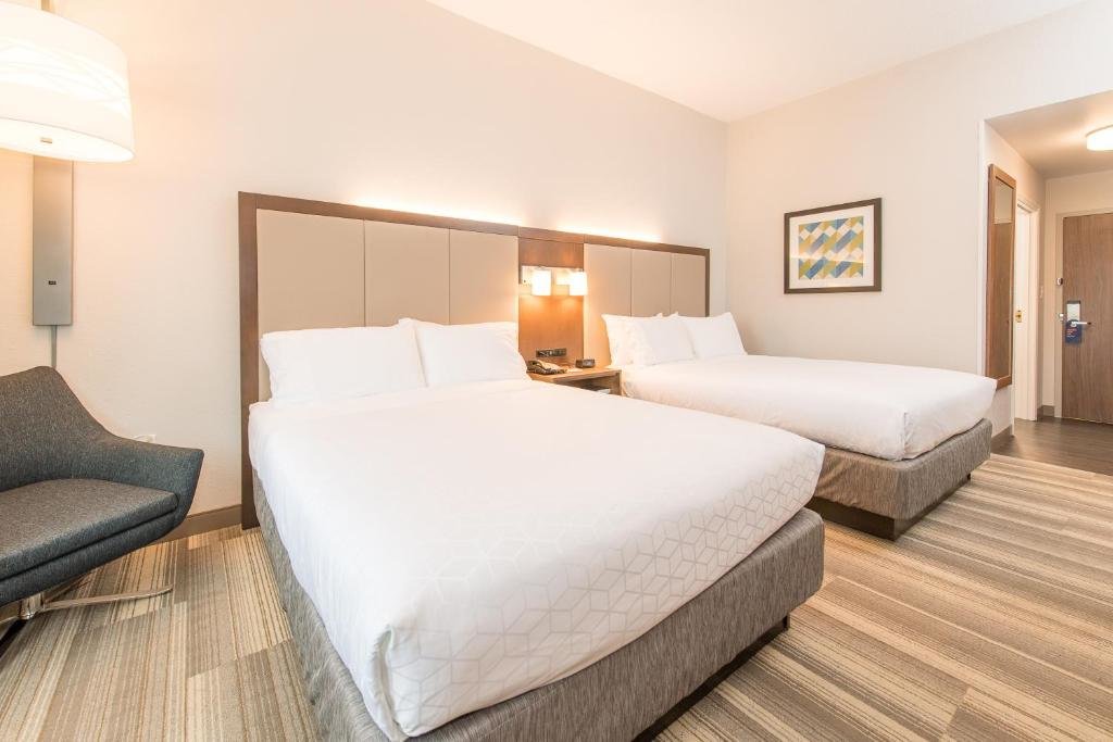 Standard Doppel Zimmer Holiday Inn Express & Suites Columbia-I-26 @ Harbison Blvd, an IHG Hotel