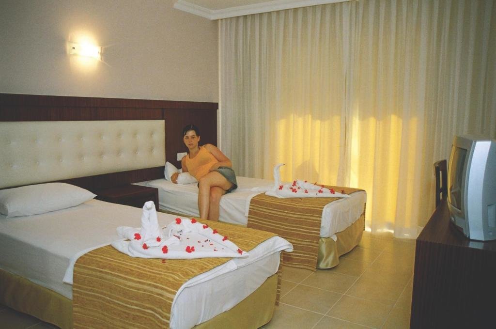 Трёхместный номер Standard Erkal Resort Hotel