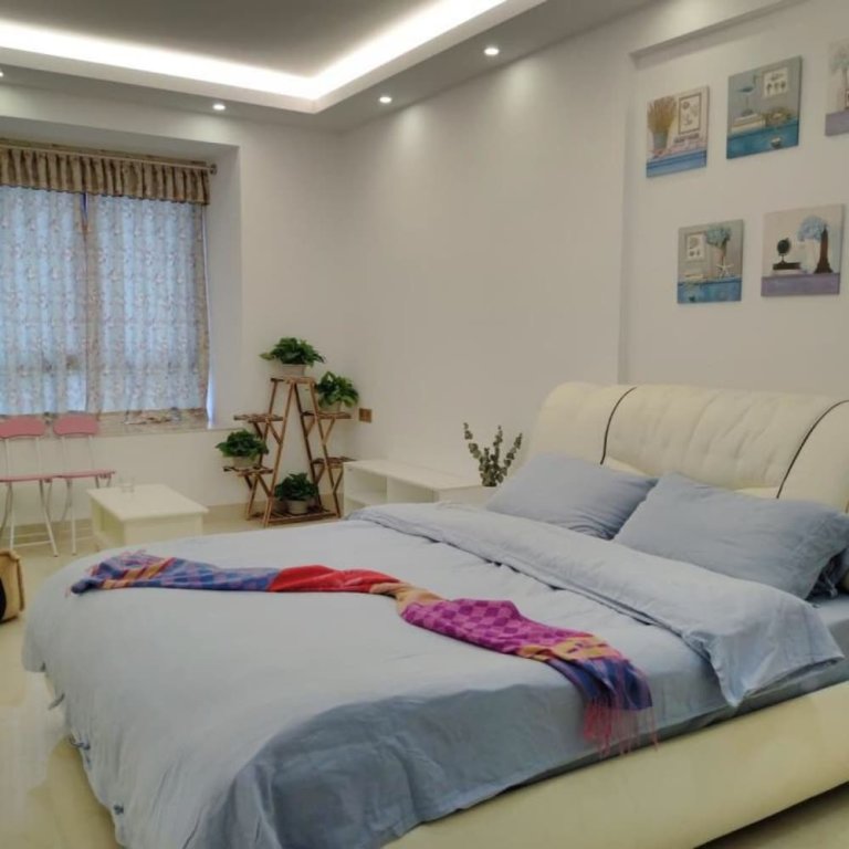 Deluxe Apartment Big White's Home Xincheng Branch
