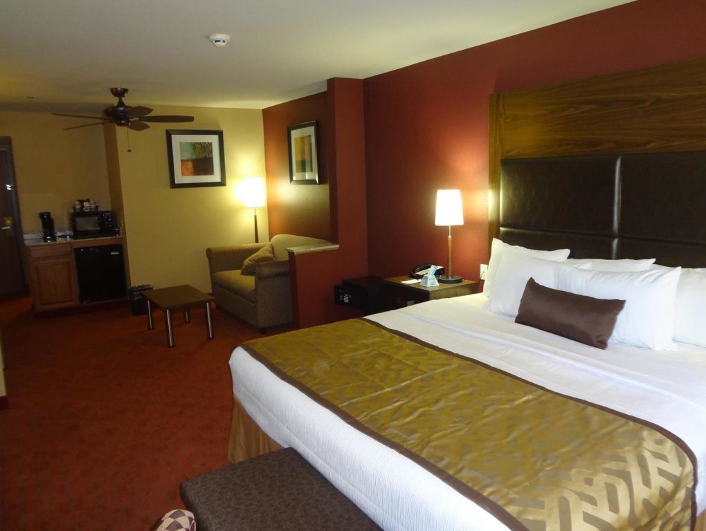 Suite doble 1 dormitorio Best Western Plus Woodland Hills Hotel & Suites