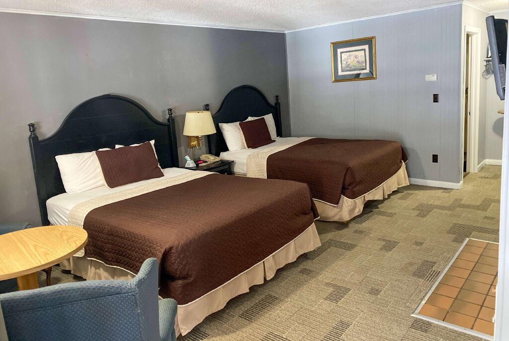 Deluxe Vierer Zimmer Travelodge by Wyndham Lincoln Near White Mountain