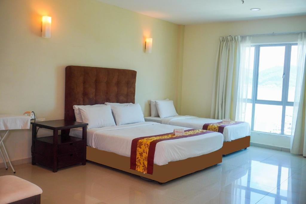 Полулюкс Superior Marina Island Pangkor Resort & Hotel