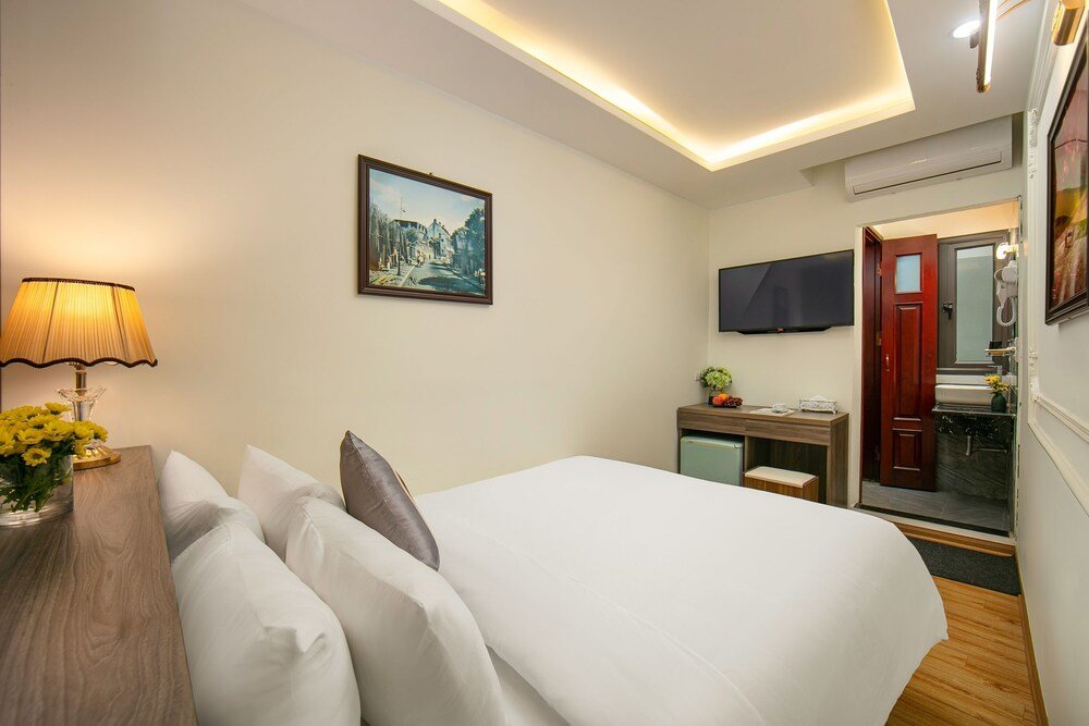 Deluxe Zimmer Hanoi Tunger Premium Hotel & Travel