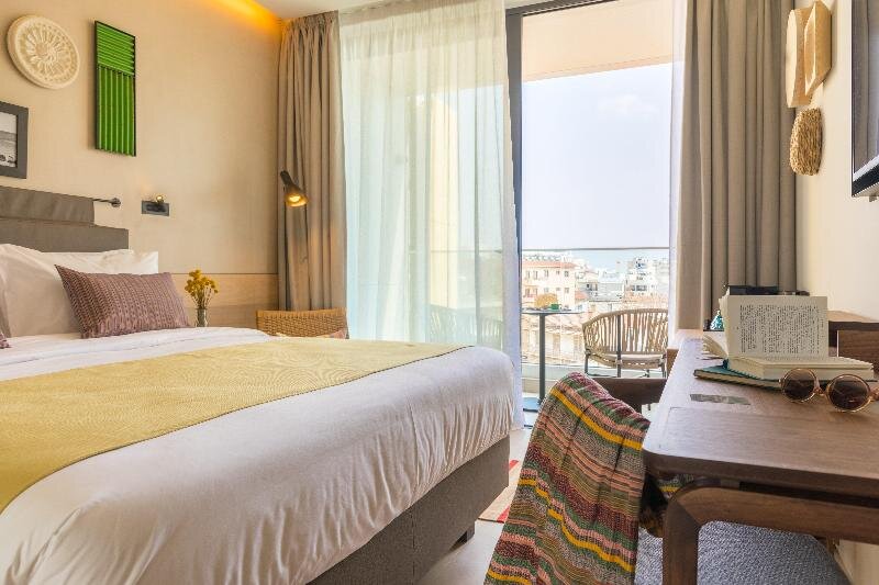 Двухместный номер Standard Hotel Indigo Larnaca, an IHG Hotel-ADULTS ONLY