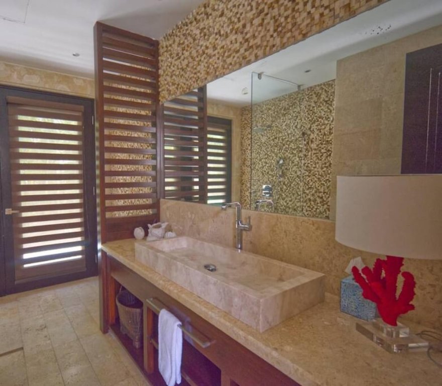 Villa Dramatic Luxury Villa With Golf and Ocean View Walking Distance From the Beach