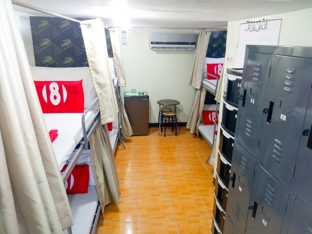 Кровать в общем номере (мужской номер) 8 Hostel at Quiapo