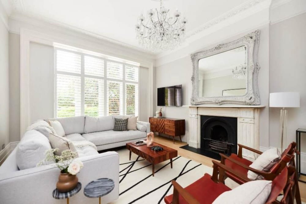 Hütte The Ealing Space - Classy 5bdr House With Garden and Parking