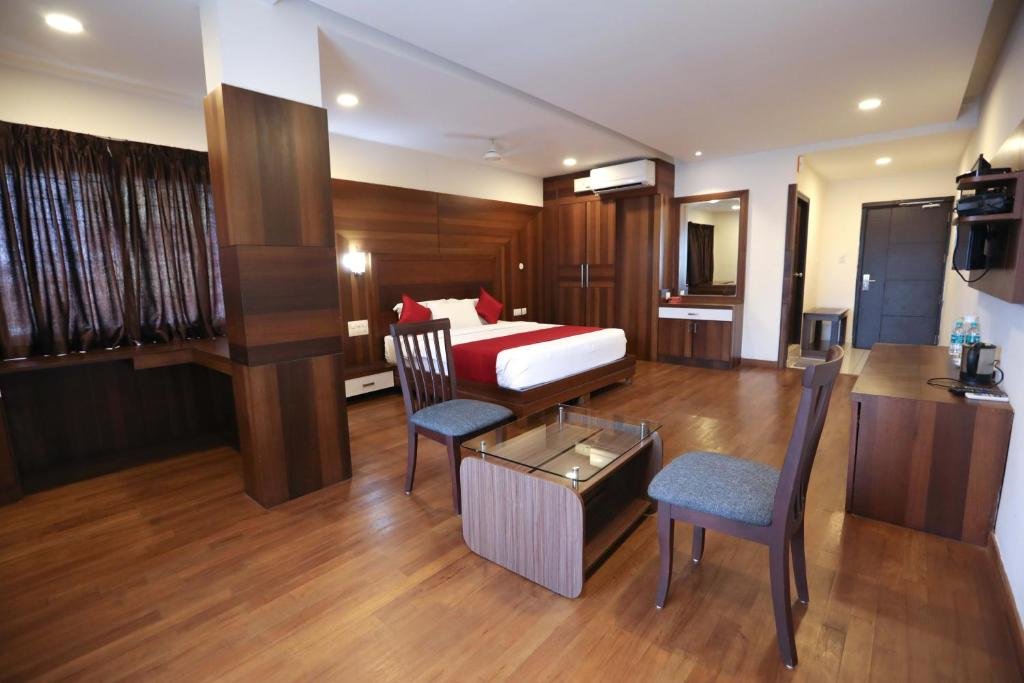 Двухместный люкс Traders Hotel - Kankanady, Mangalore