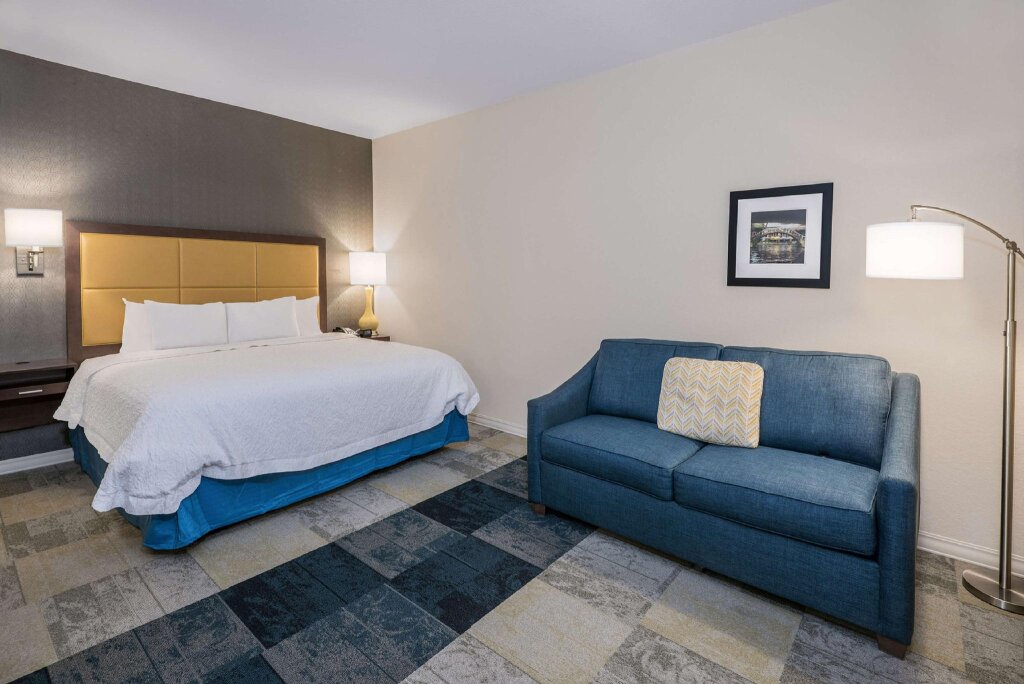 Double room Hampton Inn & Suites San Antonio Brooks City Base
