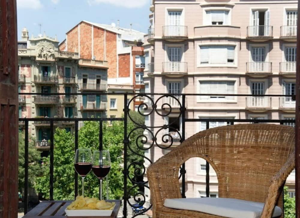 Standard room Barcelona Fira Apartments