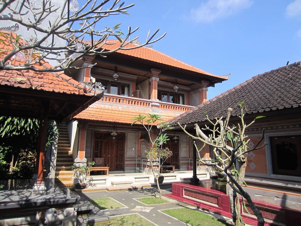 Standard Double room with balcony and with garden view Danasari Homestay