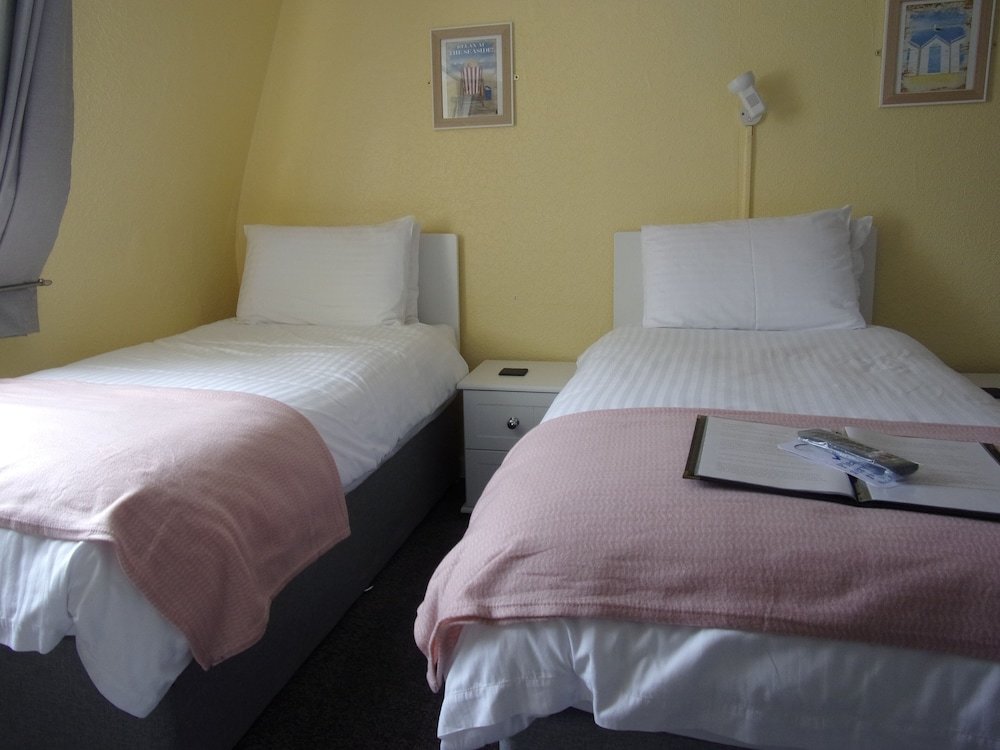 Standard Doppel Zimmer mit Hafenblick The Cavendale