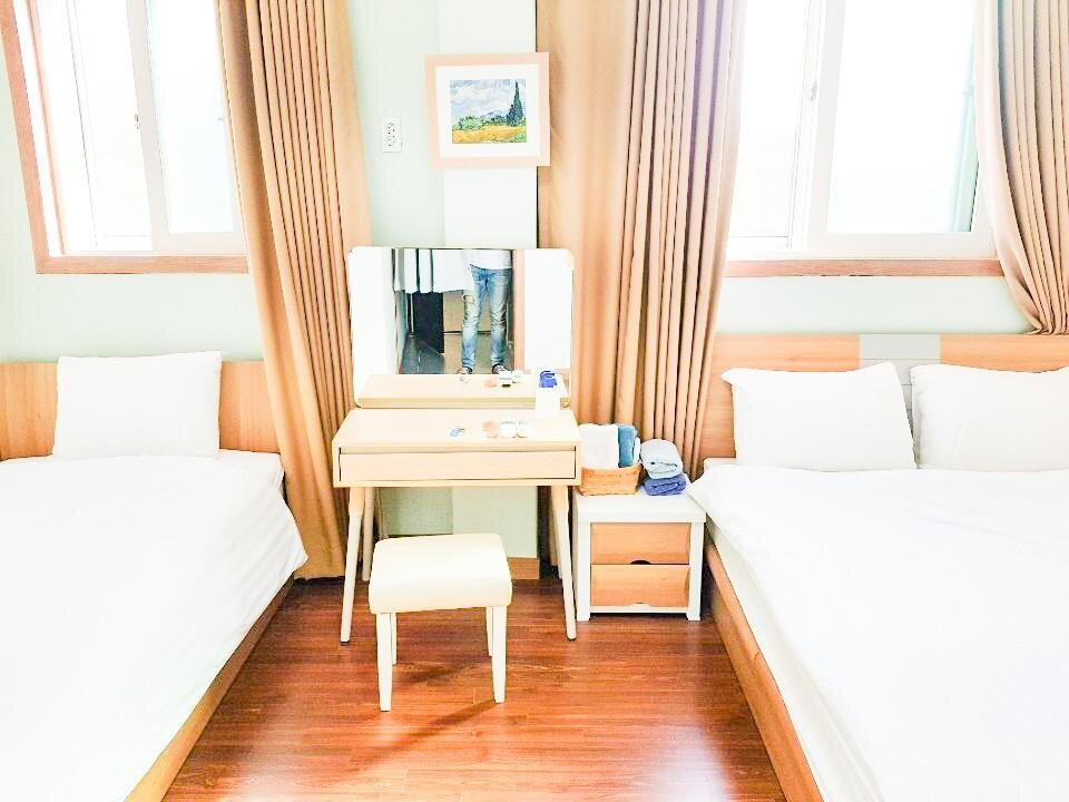 Кровать в общем номере (женский номер) Gwangju Groundfour Guest House
