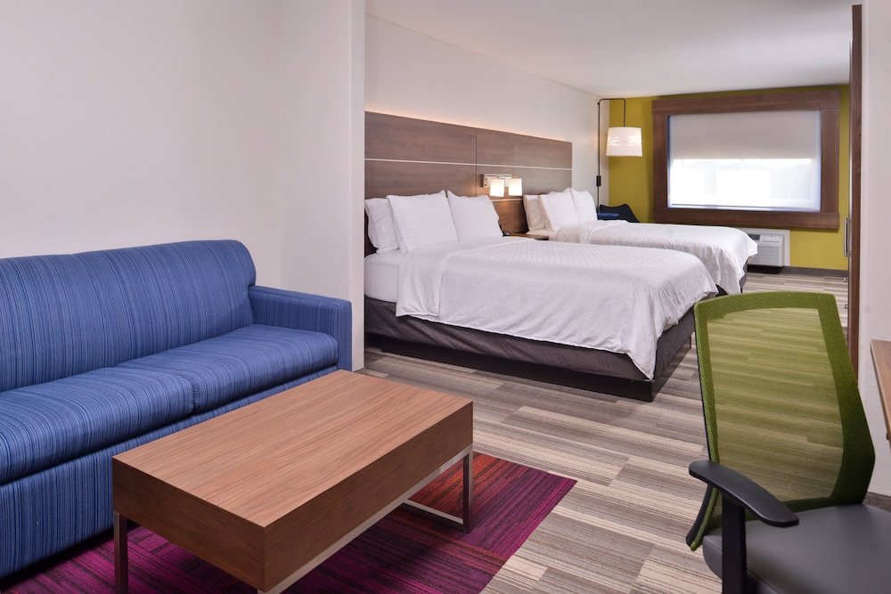 Suite Holiday Inn Express Hotel & Suites Elgin, an IHG Hotel