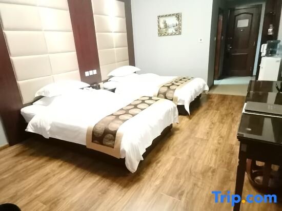 Standard room Fuhua Hotel