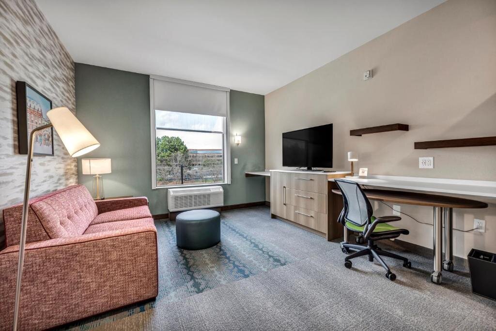 Двухместный люкс c 1 комнатой Home2 Suites By Hilton Raleigh State Arena