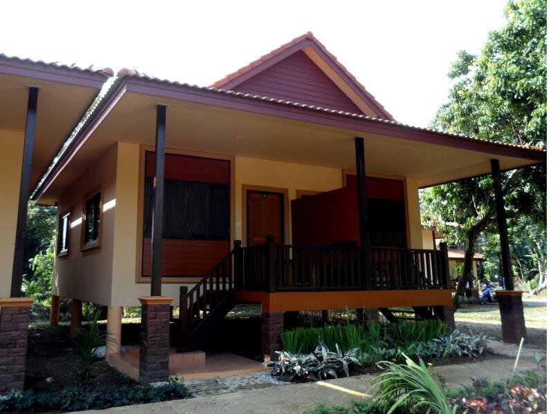 Villa Khunnam Rimtarn Resort