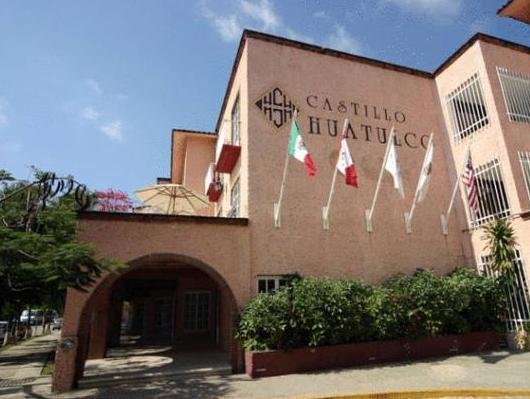 Полулюкс Hotel Castillo Huatulco & Beach Club