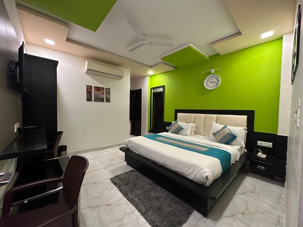 Номер Deluxe Hotel Aaradhya Residency