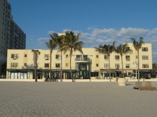 Номер Deluxe beachfront Sheldon Hotel