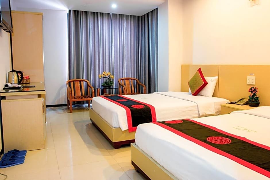 Standard Double room with city view Le Duong Hotel