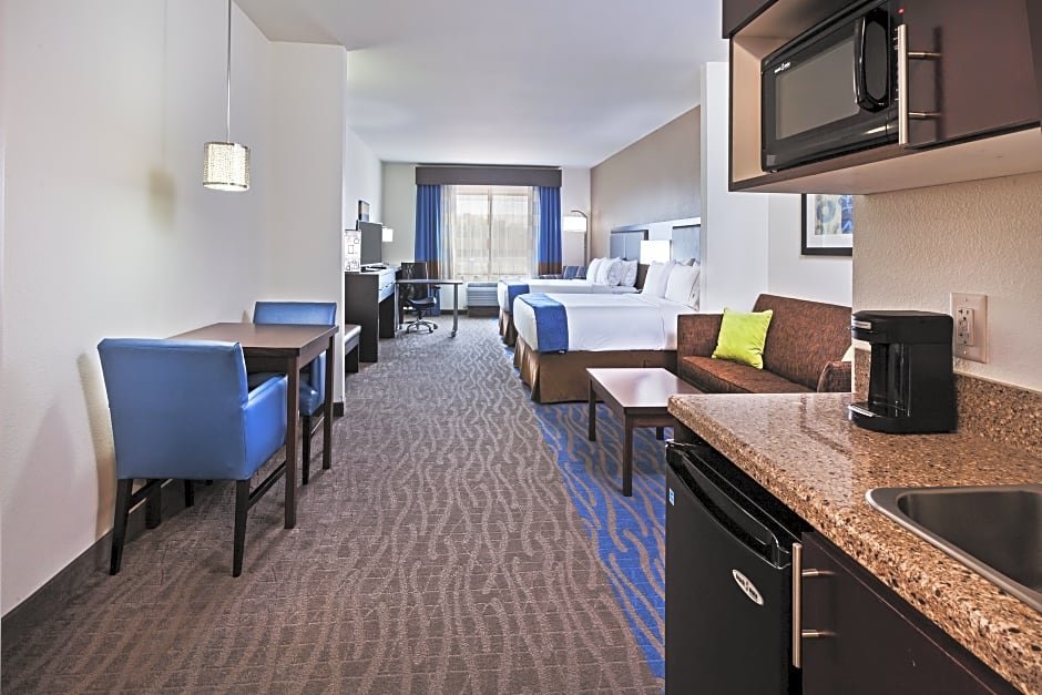 Люкс Standard Holiday Inn Express & Suites Glenpool, an IHG Hotel