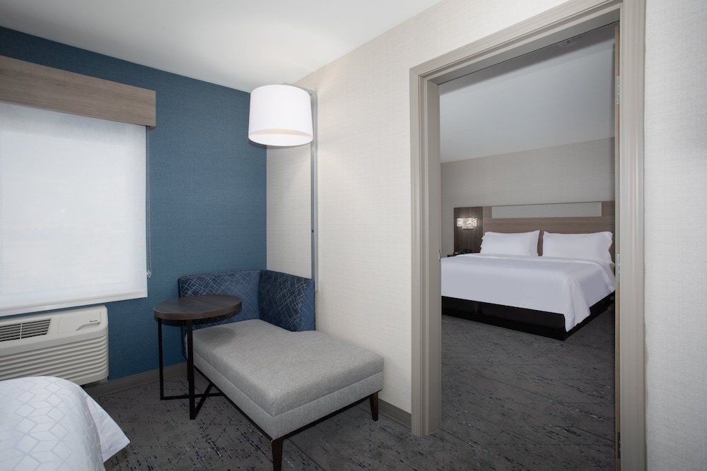 Люкс c 1 комнатой Holiday Inn Express & Suites Grand Junction, an IHG Hotel