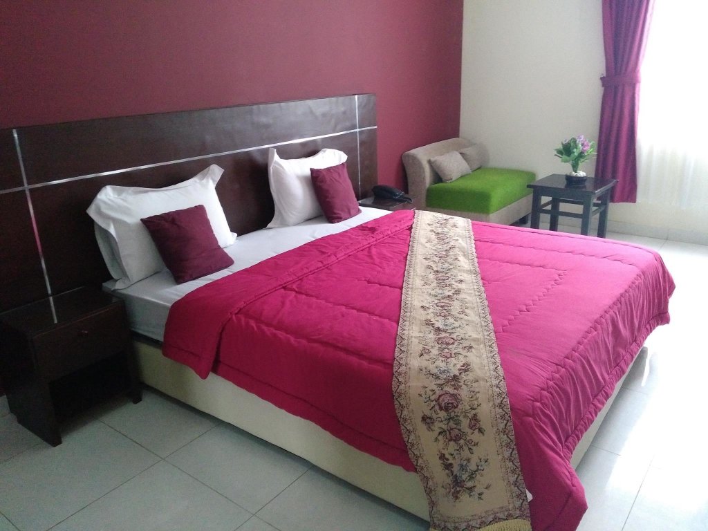 Deluxe suite Charaka Hotel Cianjur