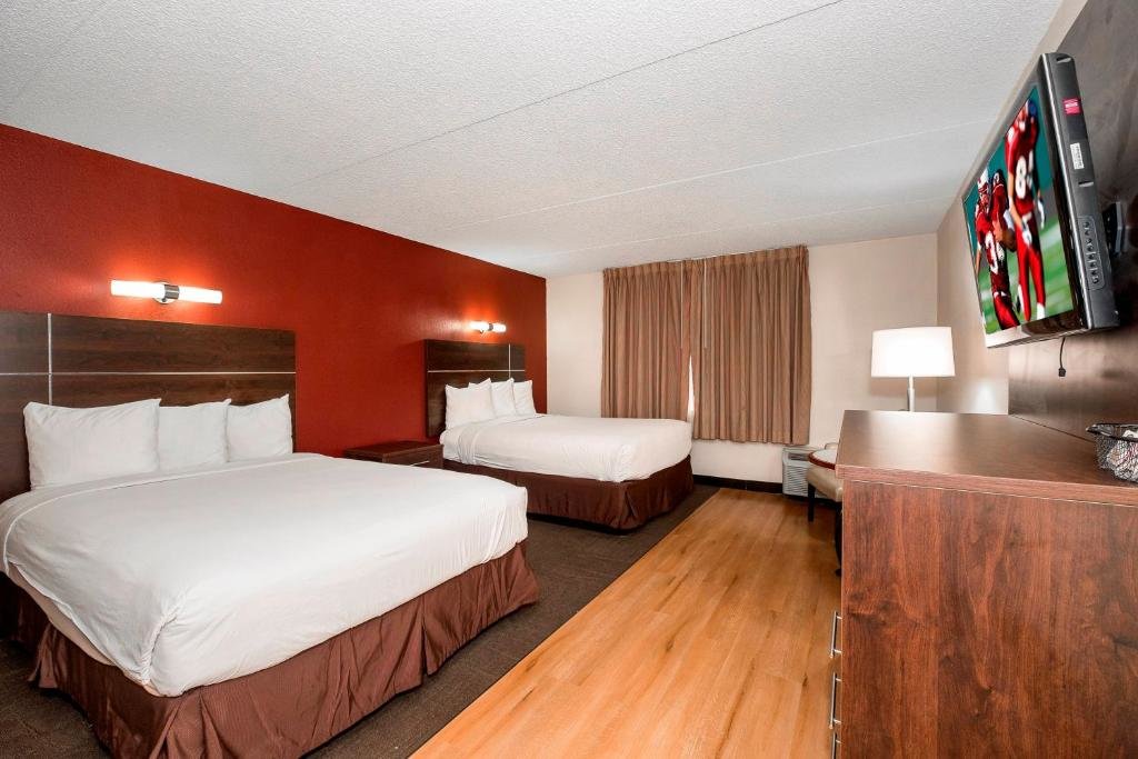 Номер Superior Red Roof Inn PLUS+ & Suites Knoxville West - Cedar Bluff