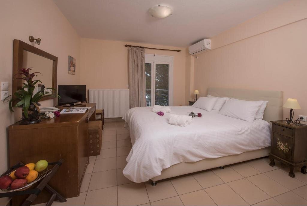 Standard Doppel Zimmer mit Balkon Filoxenia Hotel
