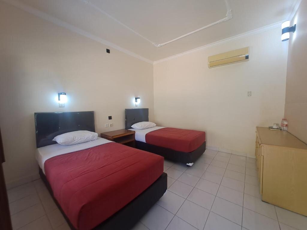 Standard Doppel Zimmer mit eingeschränktem Meerblick Lovina Beach Hotel