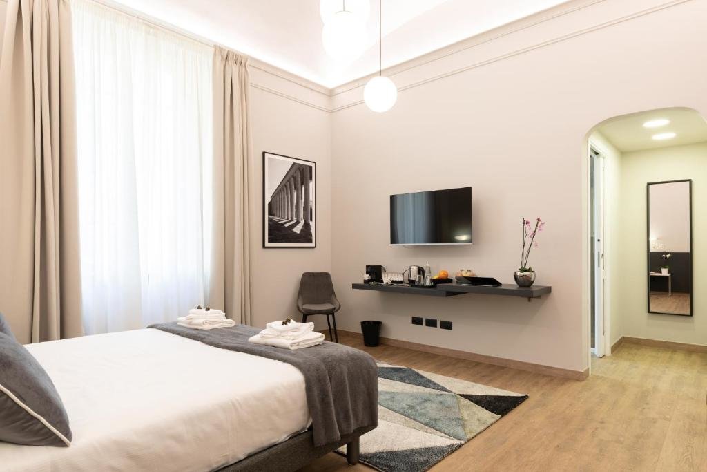 Camera Superior Foresteria Di Piazza Cavour - Luxury Suites And Guest House