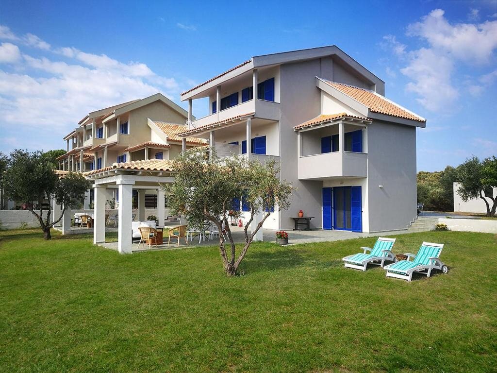 Номер Standard Olive Bay Hilltop Apartments Ammouliani