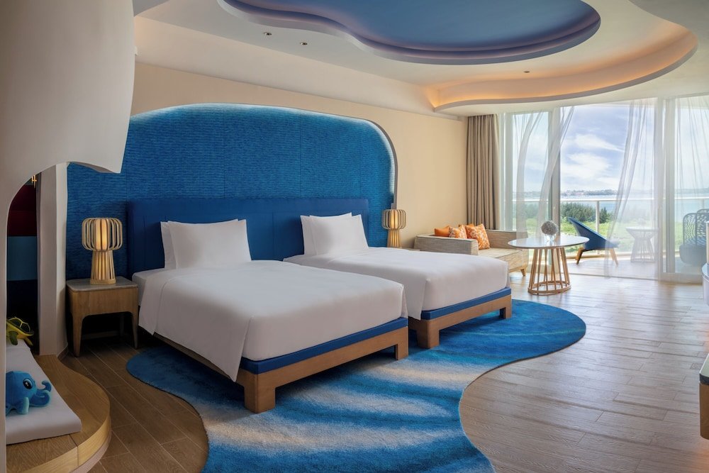 Двухместный семейный клубный номер Deluxe с видом на океан Hyatt Regency Hainan Ocean Paradise Resort
