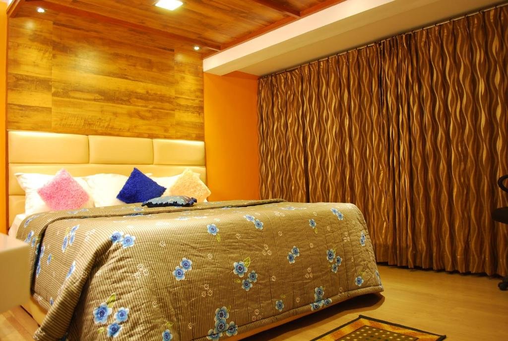 Suite Sri Janakiram Hotels