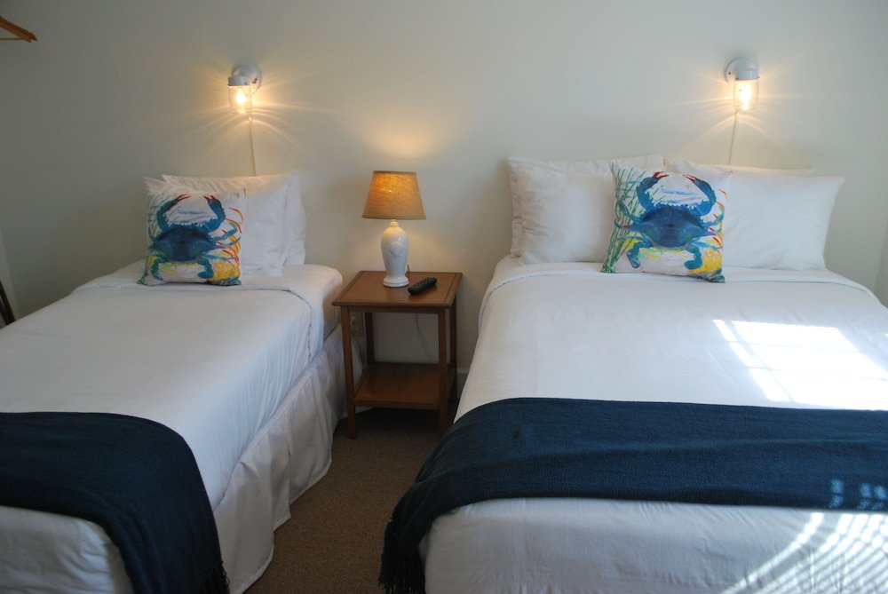 Номер Standard с 3 комнатами oceanfront Lankford Hotel and Lodge