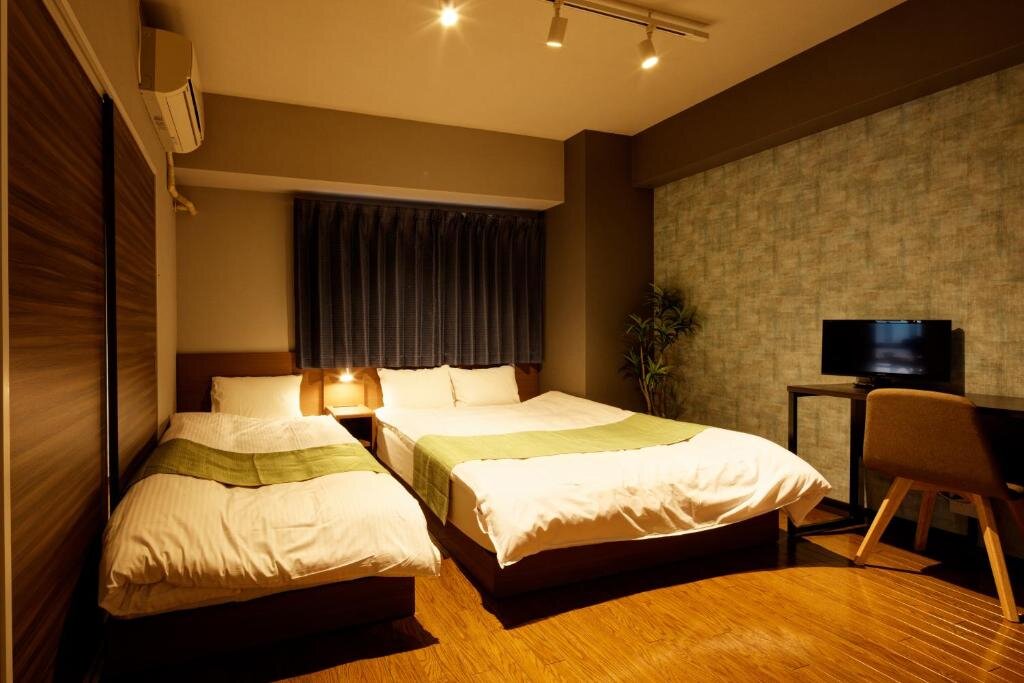 Апартаменты с 2 комнатами e-stay namba