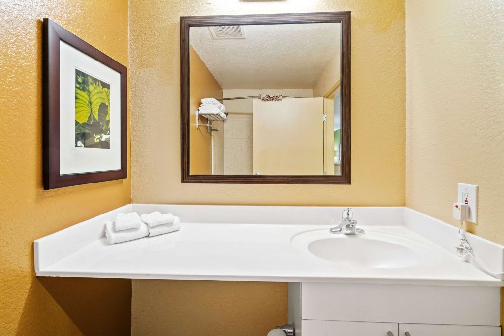 Deluxe room Extended Stay America Suites - Washington, DC - Falls Church - Merrifield
