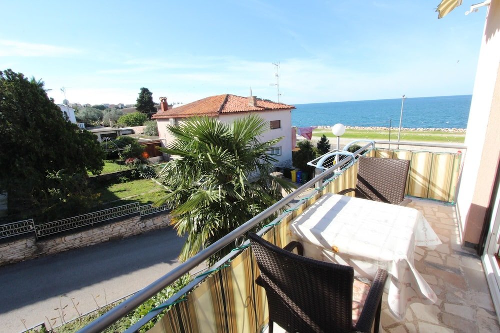 Camera doppia Standard con balcone Rooms and Apartments Bella Vista