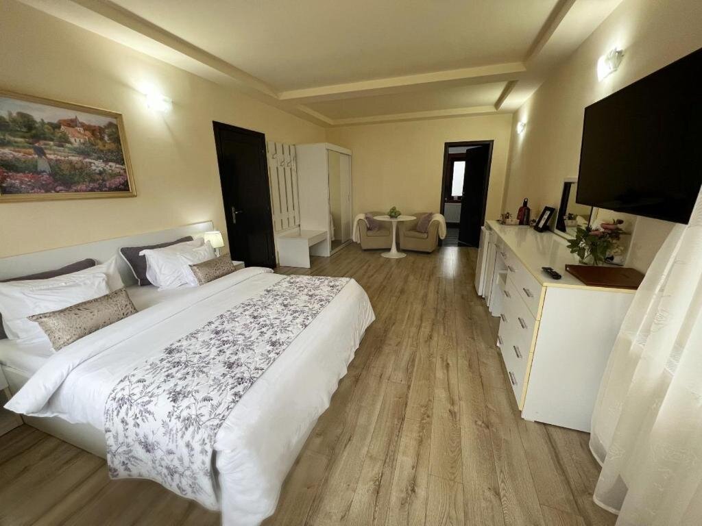 Deluxe Doppel Zimmer mit Balkon Maria House Confort